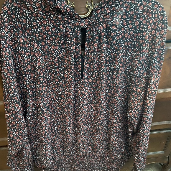 Floral Blouse - Picture 1 of 5